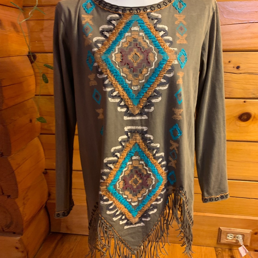 Double D Ranch Southwest Patterned Fringed Long Sleeve Size Small